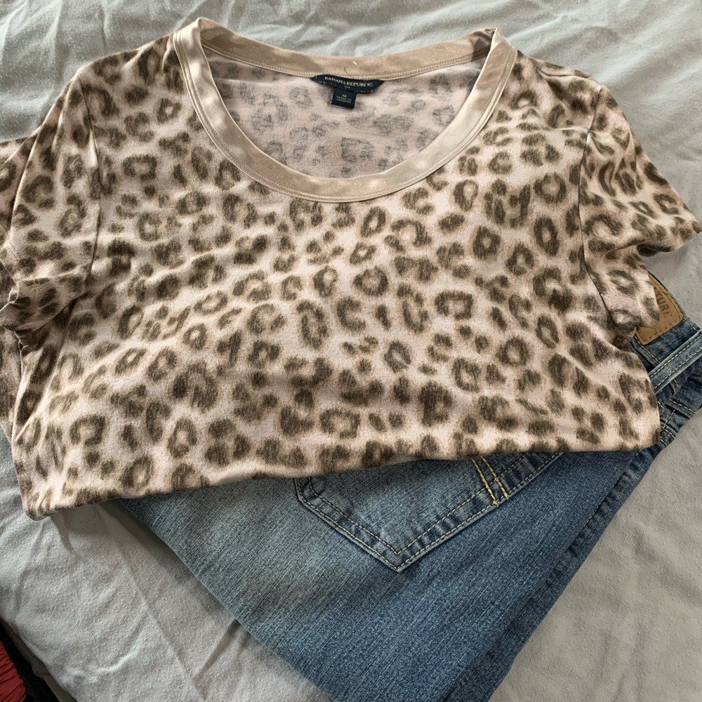 Banana Republic Leopard Tee